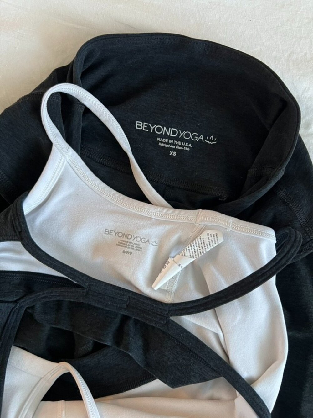 Beyond Yoga Spacedye Layered Long Line Bra + Legging Set in Black | Size XS/S - Picture 4 of 8